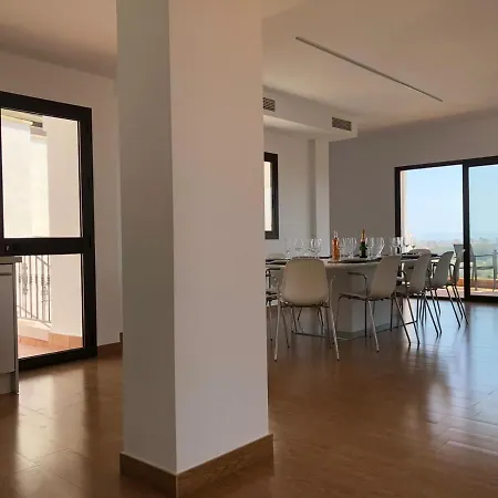Luxury For 12 People Villa